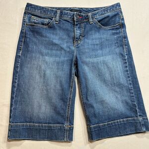 Women's Tommy Hilfiger Bermuda Shorts sz 8 Low Rise Distressed Stretch Denim